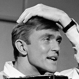 Jered Barclay — Grocery Boy (uncredited)