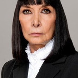 Lucía Guilmáin — Concepción Chávez