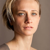 Emanuela Galliussi — Laura Carmenucci