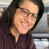 Bruce Lanoil — In Suit Performer