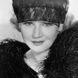 Queenie Smith — Customer