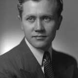 Ханнес Хяйринен — Theodor Tekonen