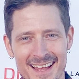 Gabriel Horn — Lester (uncredited)