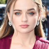 Joey King — Miss Quentin
