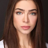 Öykü Çelik — Hande