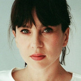 Delfina Wilkońska — Marzena, dziewczyna poznana w pociągu do Krakowa