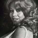 Киттен Нативидад — Bouncy Topless Woman on Plane (uncredited)