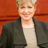 Liz MacRae — Michelle (voice)