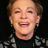 Julie Andrews — Queen Lillian (voice)