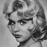 Nurhan Nur — Ayşe abla