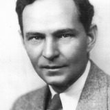 Earle Hodgins — Cab Passenger Frightened by Cornie (uncredited)