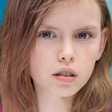 Лили Гейл Райд — Young Claire