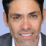 Manuel Uriza — Doctor Sergio