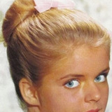 Candy Moore — Linda