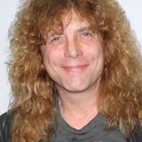 Steven Adler — Musician at Funeral (uncredited)