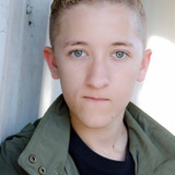 Николас Вулф — Mascot (uncredited)