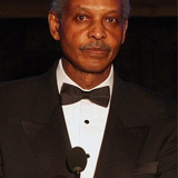 Уилли Д. Бертон — May's Neighbor