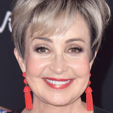 Annie Potts — Cindy Mills