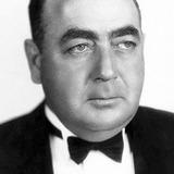 Eugene Pallette — Israelite Slave (uncredited)