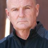 Стив Мокейт — Coach Henry