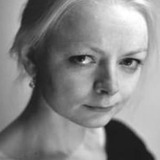 Aïna Walle — Miss Krista Knudsen