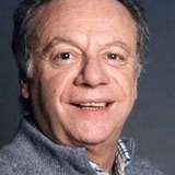 Johnny Dorelli — Marco Antonioli (segment "La visita")