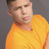 Pedro Tavarez Jr. — Mall Shopper (uncredited)