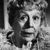 Эдит Эванс — Ghost of Christmas Past