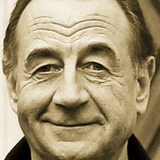 Dietrich Siegl — Airplane Captain