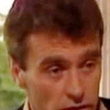 Питер Форд — Lt. Gray