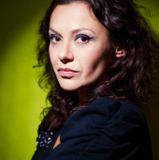 Andrijana Boškoska Batič — Woman on the bridge