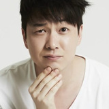 이민웅 — Loveholic assistant director