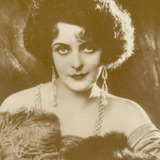 Ruth Weyher — Hofdame