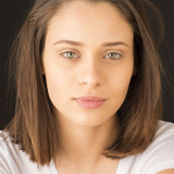 Даниэла Мелшиор — Sophie