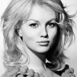Mylène Demongeot — Elsa