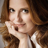 Daisy Donovan — Female Reporter