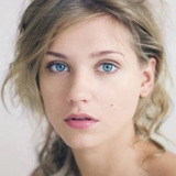 Кристина Асмус — Варя Черноус