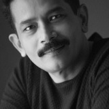 Atul Kulkarni — Potya Sawant