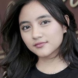 Nayla D. Purnama — Vina