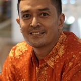 Oka Sugawa — Dosen Boyke