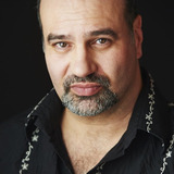 Тони Наппо — Gus