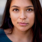 Бриза Коваррубиас — Hostess