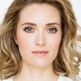 Evelyne Brochu — Stéphanie