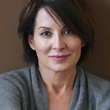 Dani Englander — DeHaven's Aide (uncredited)