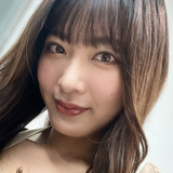 水川潤 — Herself