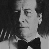 Adriano Domínguez — Camarero