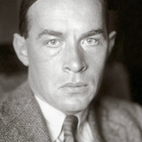 Erich Maria Remarque — Self (archive footage)