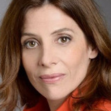 Valeria Lois — Inés