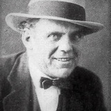 Charles Force — Angry man in bathroom (uncredited)