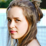 Chantal Zitzenbacher — Nina